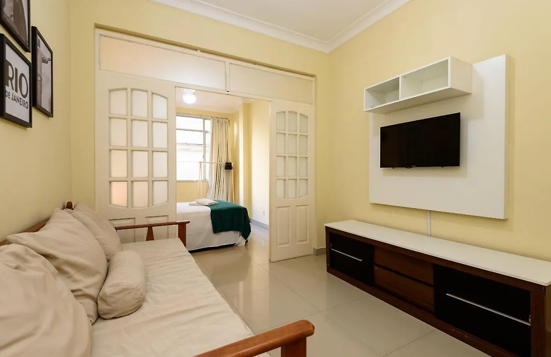 Studio confortavel para 4 pessoas em Copacabana-1